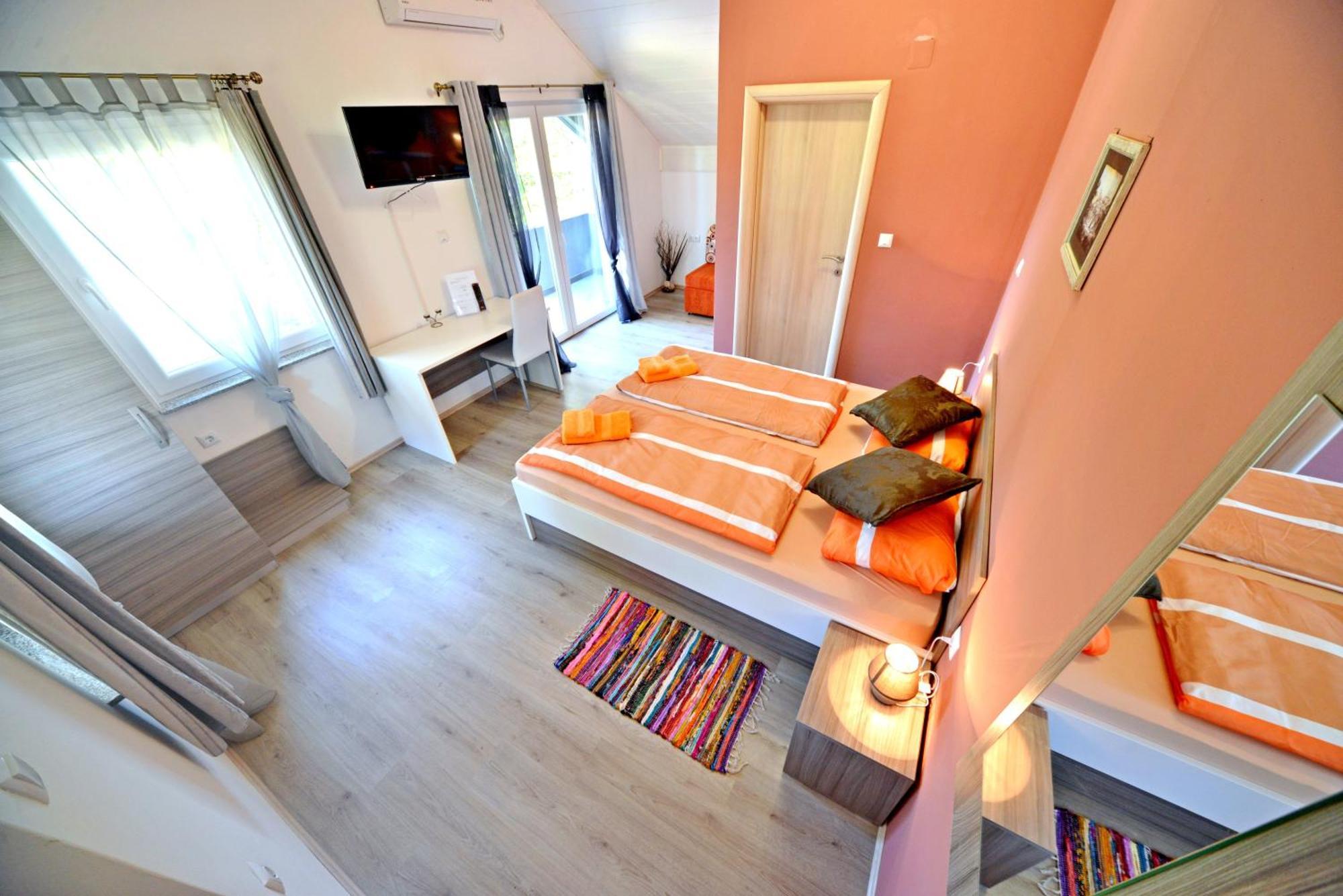 Guest House Rudine Слуни Экстерьер фото